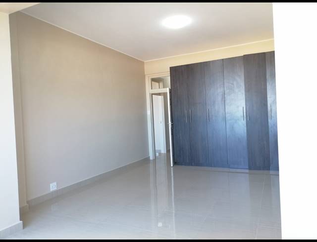 2.5 BEDROOM FLAT FOR SALE IN SOUTH BEACH